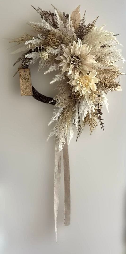 ＊フラワーリース＊　特大　玄関リース　ダリアとパンパスグラスのナチュラルリース