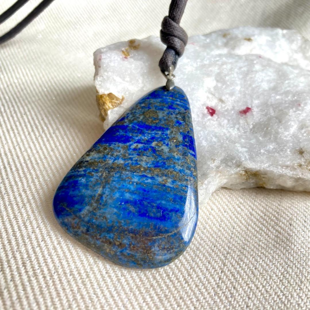 ★12月誕生石！6000円引き★【守護の瑠璃】ラピスラズリ 天然石 ネックレス