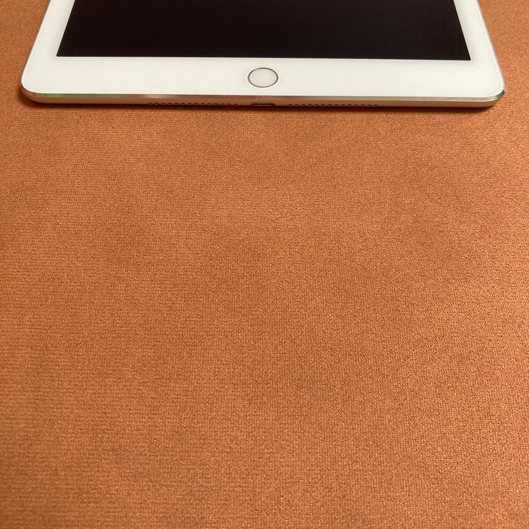 90【早い者勝ち】iPad Air2 第2世代 16GB au☆