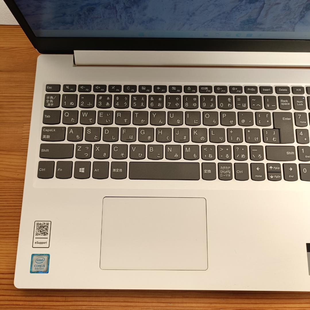 レノボ ノートPC 8世代 i5 SSD メモリ20GB Windows11 白