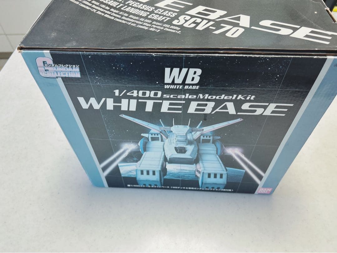 入手困難　特別カラーバージョン　1/400 ホワイトベース　最終決戦仕様