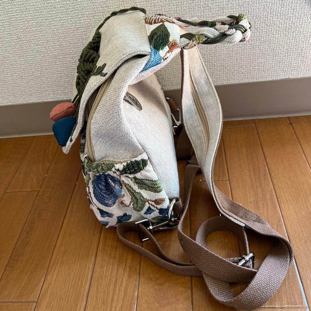 ボホバックパック　フローラルキャンバスデザイン