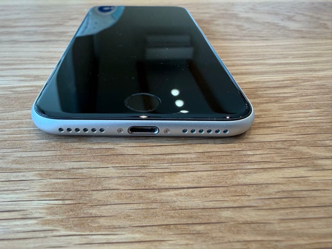 iPhone SE 第2世代 128GB SIMフリー 箱 付属品付き