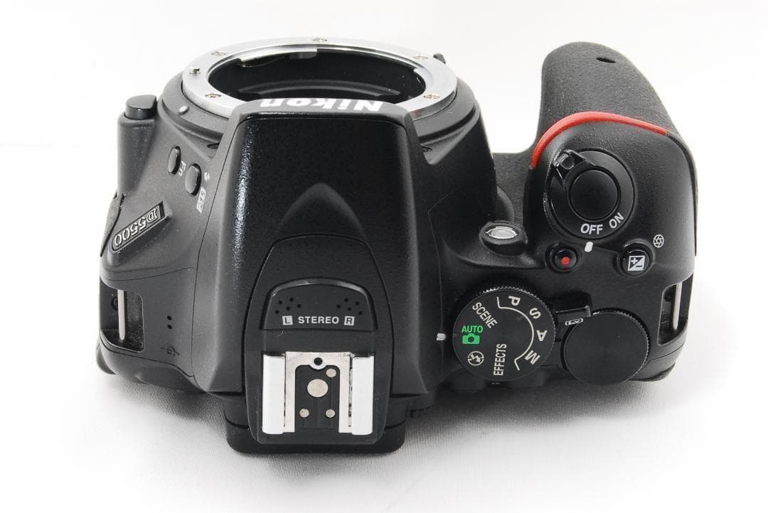 Nikon D5500 ダブルレンズセット 一眼レフカメラ スマホ転送機能搭載
