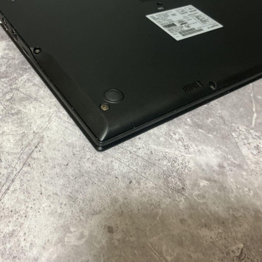 極美品 富士通 LIFEBOOK 2024年製品 使用期間半年程度なのですが…