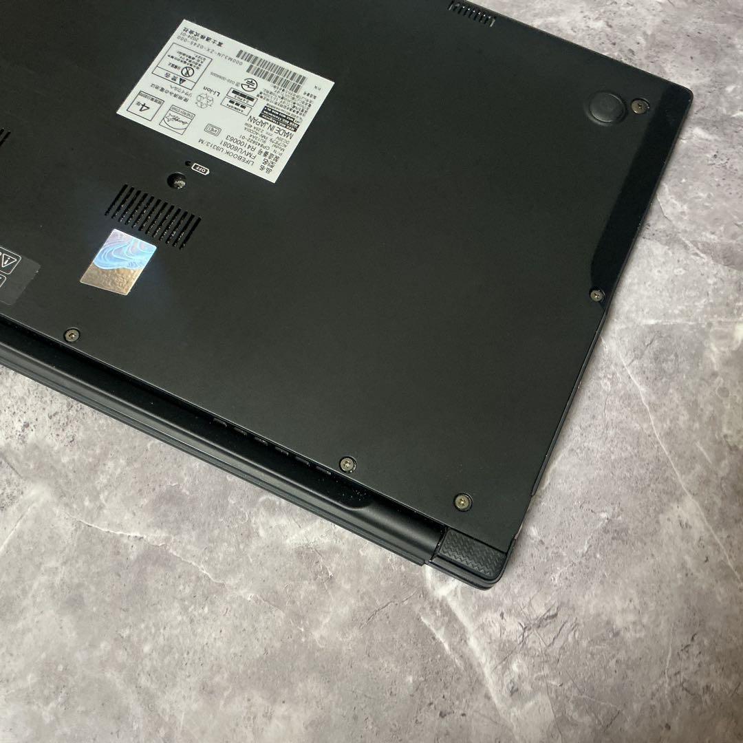 極美品 富士通 LIFEBOOK 2024年製品 使用期間半年程度なのですが…