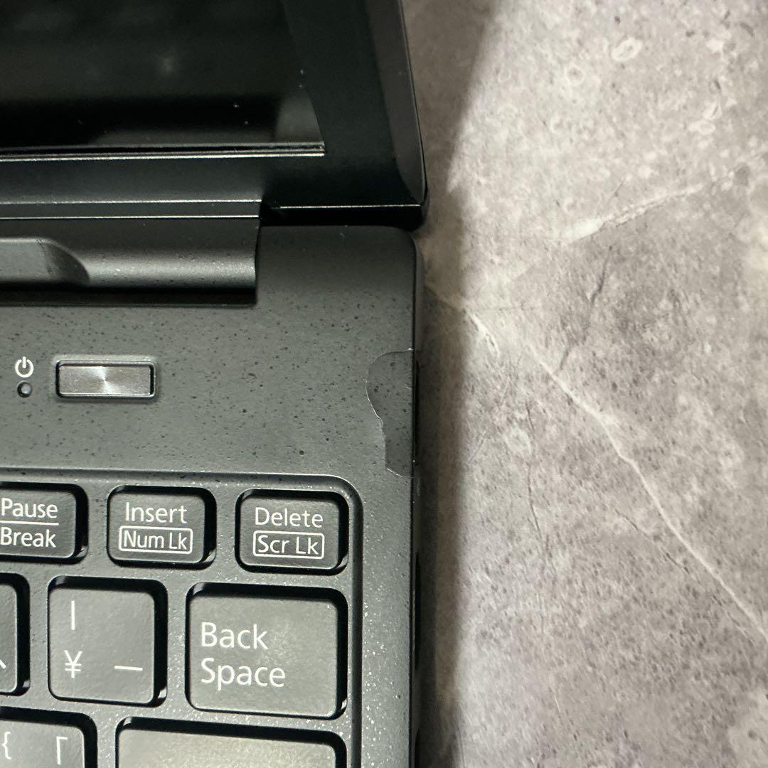 極美品 富士通 LIFEBOOK 2024年製品 使用期間半年程度なのですが…