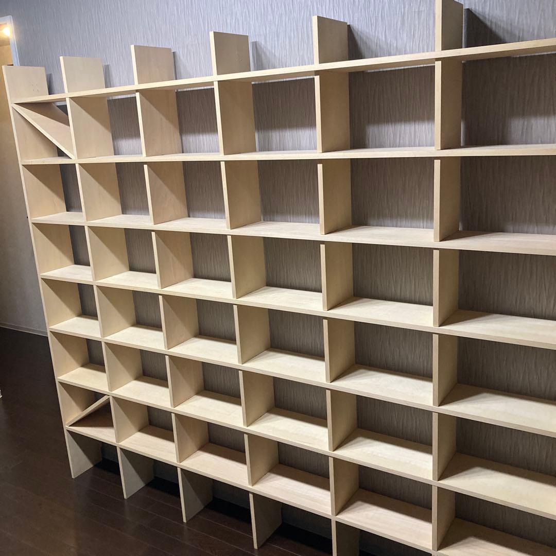 マルゲリータ　壁一面　本棚　シェルフ　縦8コマ×横7コマ　奥行180mm