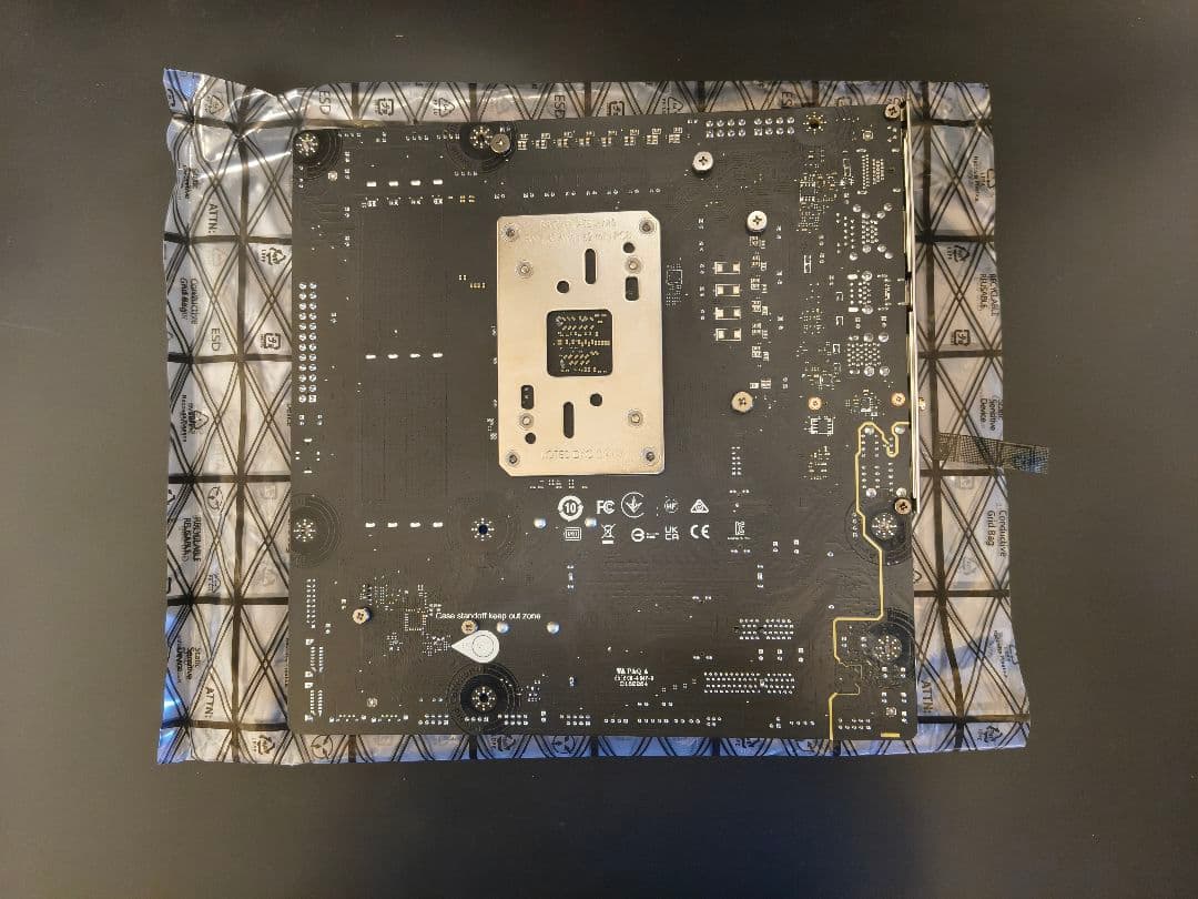 マザーボード Ryzen7 9800X3D+MSI MAG B650M MORTAR WIFI