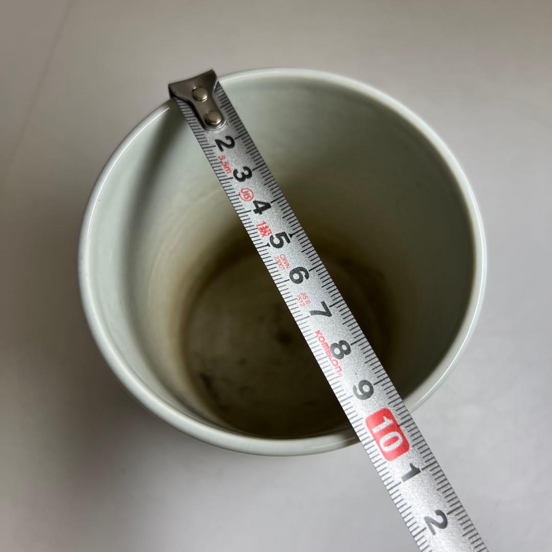 中国美術　青花人物画筆筒　高さ12.7㎝　東Y8-0224②タカサ