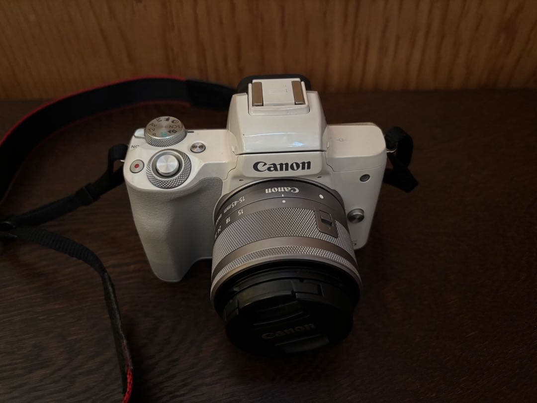Canon EOS ホワイト デジタル一眼レフカメラ
