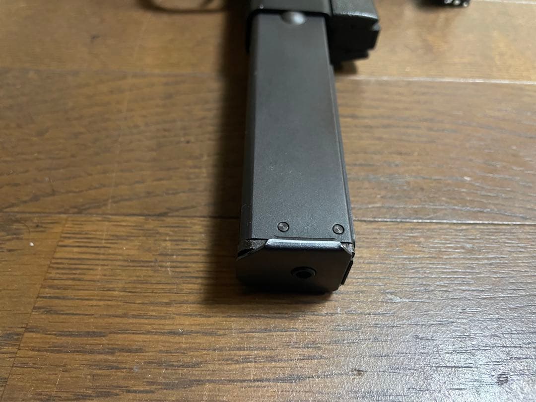 KSC M11A1 サプレッサー　カバー　ストラップ　予備マガジン　他