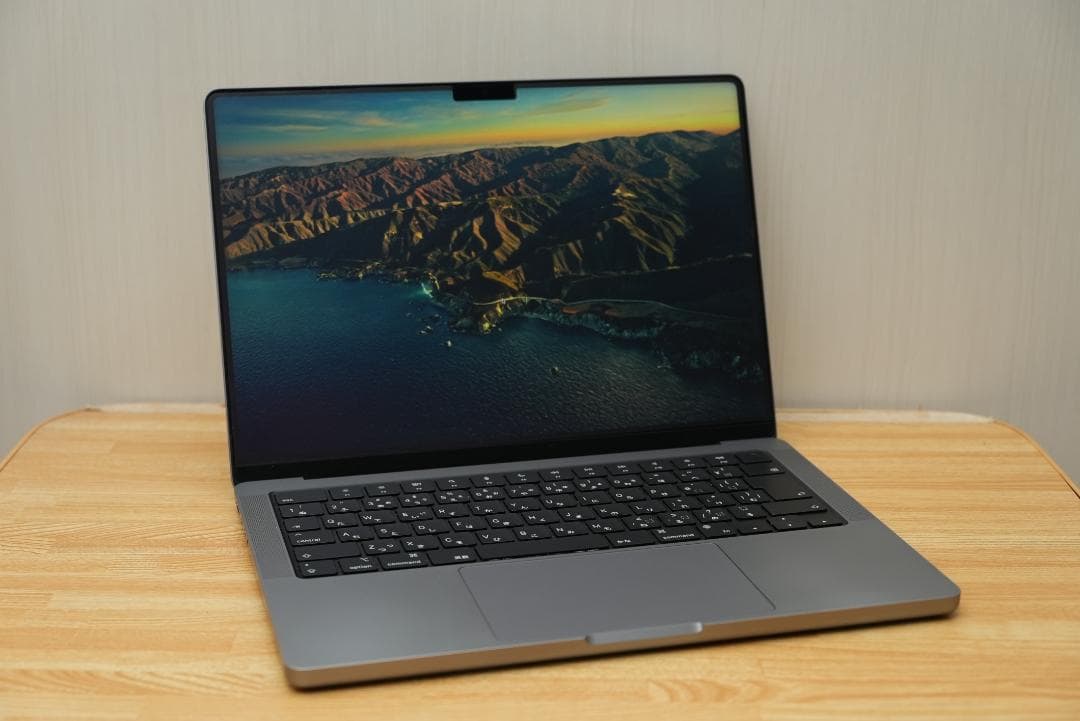 美品 MacBook Pro 14インチ M1 Max / 32GB / 1TB