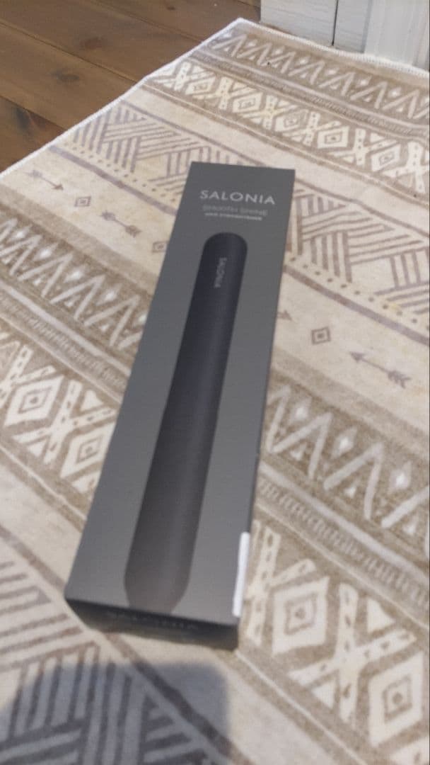 新品未開封　SALONIA ストレートヘアアイロン ブラック