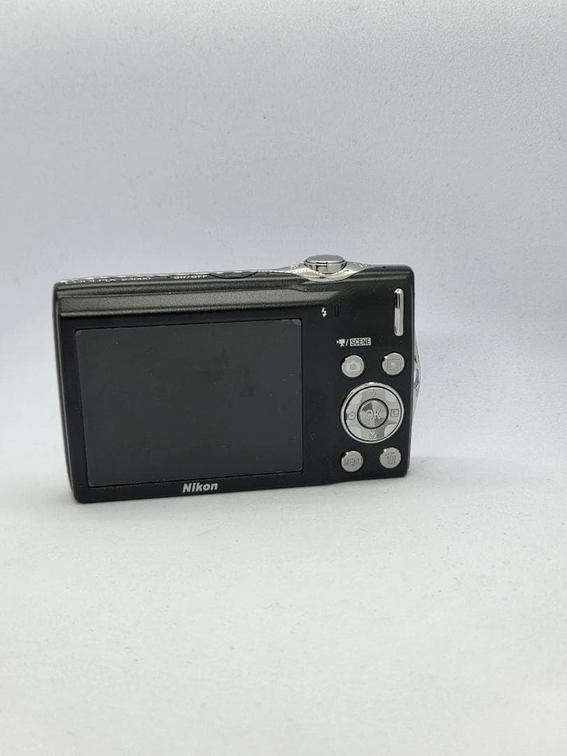 【ジャンク】ニコン Nikon COOLPIX S3000 シルバー