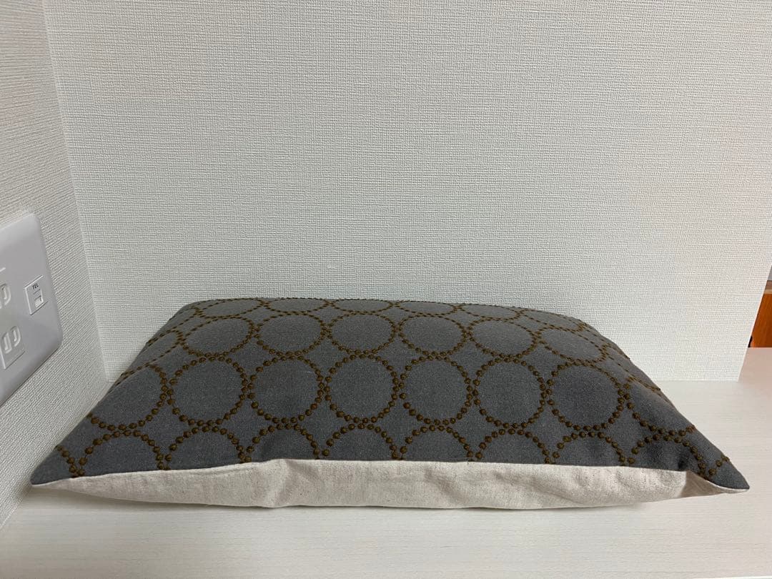 三島家具 ミナペルホネン タンバリン(グレー) クッション