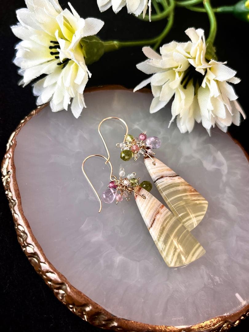 バンデッドカルサイトマーブルのピアス