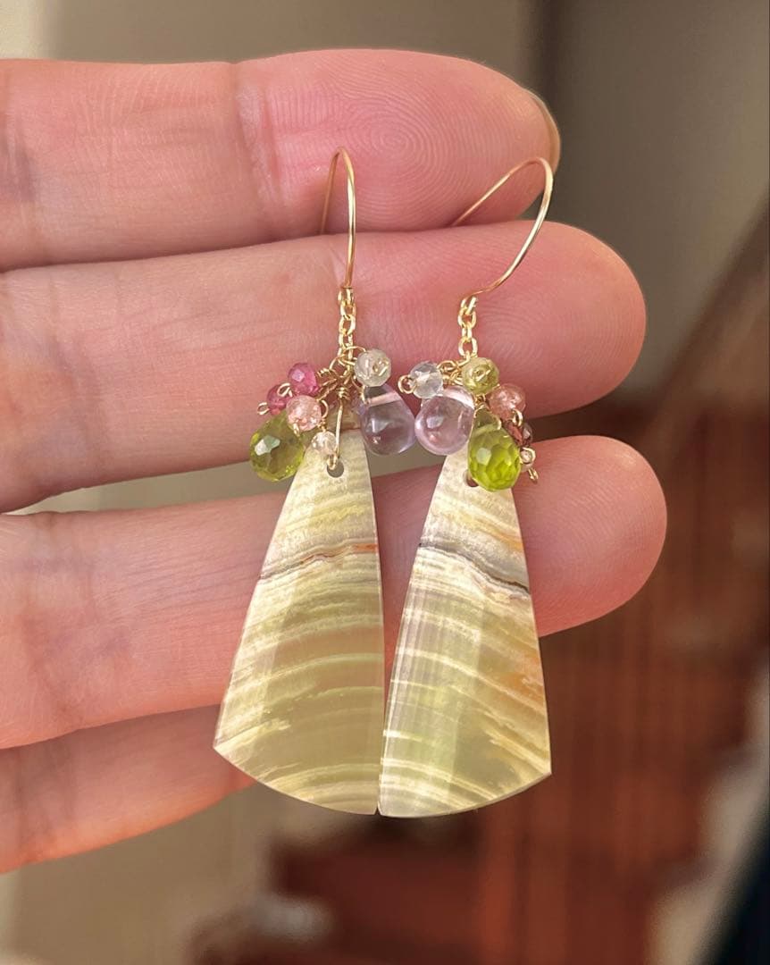 バンデッドカルサイトマーブルのピアス