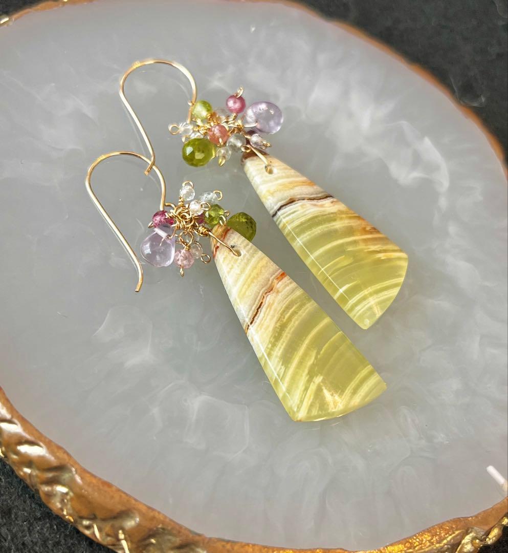 バンデッドカルサイトマーブルのピアス