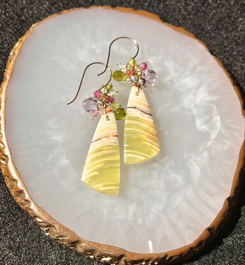 バンデッドカルサイトマーブルのピアス