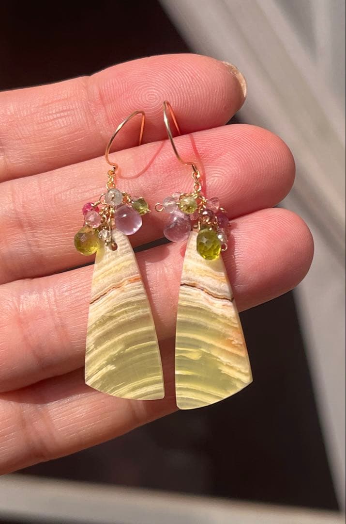 バンデッドカルサイトマーブルのピアス