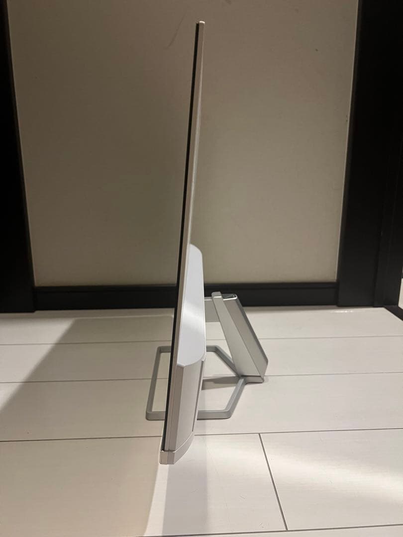 27インチipsモニター　スリムベゼル　HP　M27fw