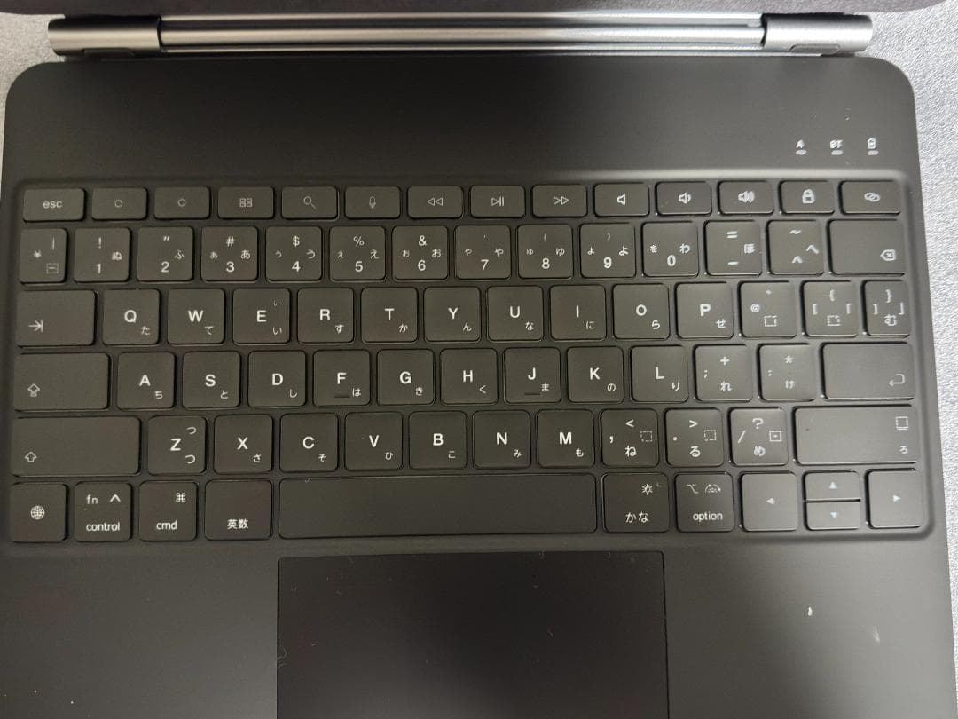 マジックキーボード　IPAD