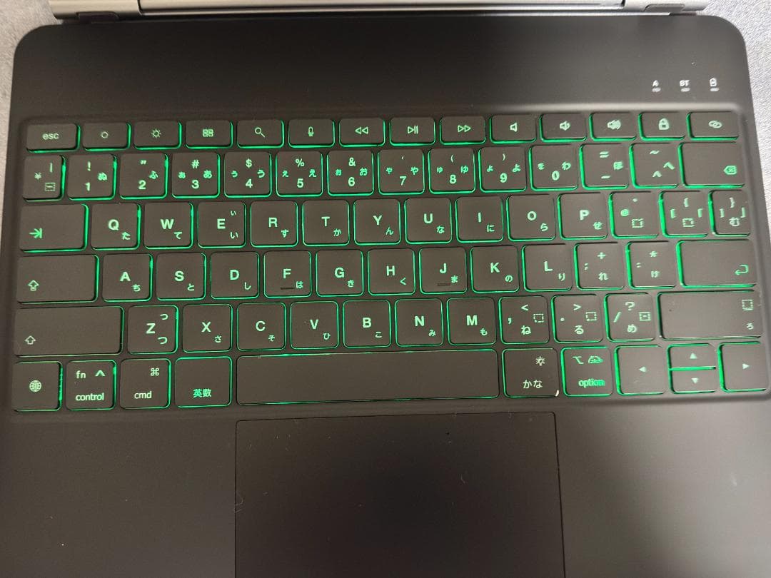 マジックキーボード　IPAD