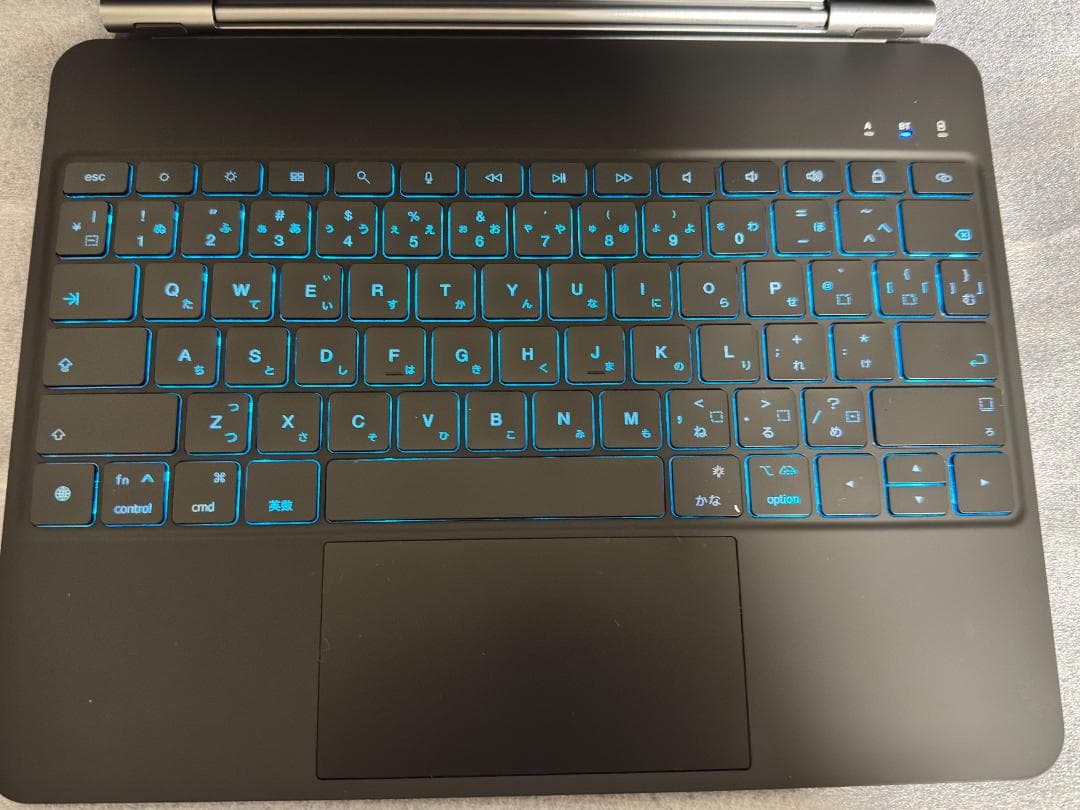 マジックキーボード　IPAD