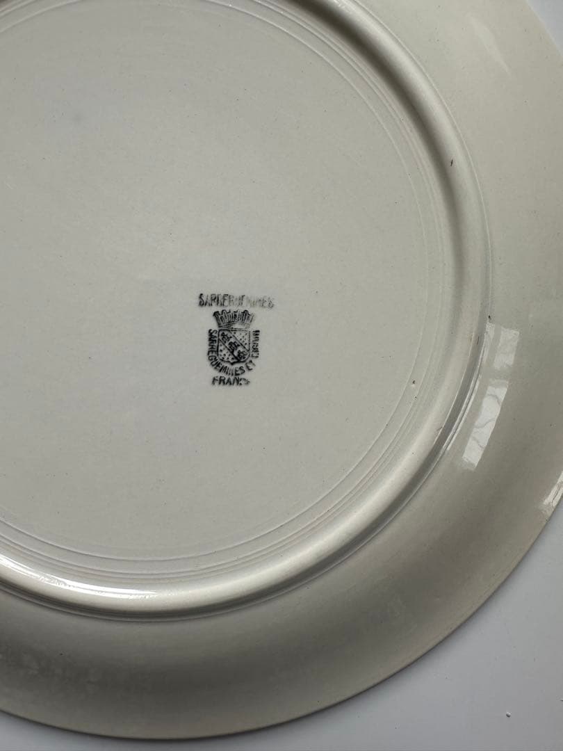 DIGOIN ディゴワンサルグミンヌ　チューリップの平皿　フランス　アンティーク