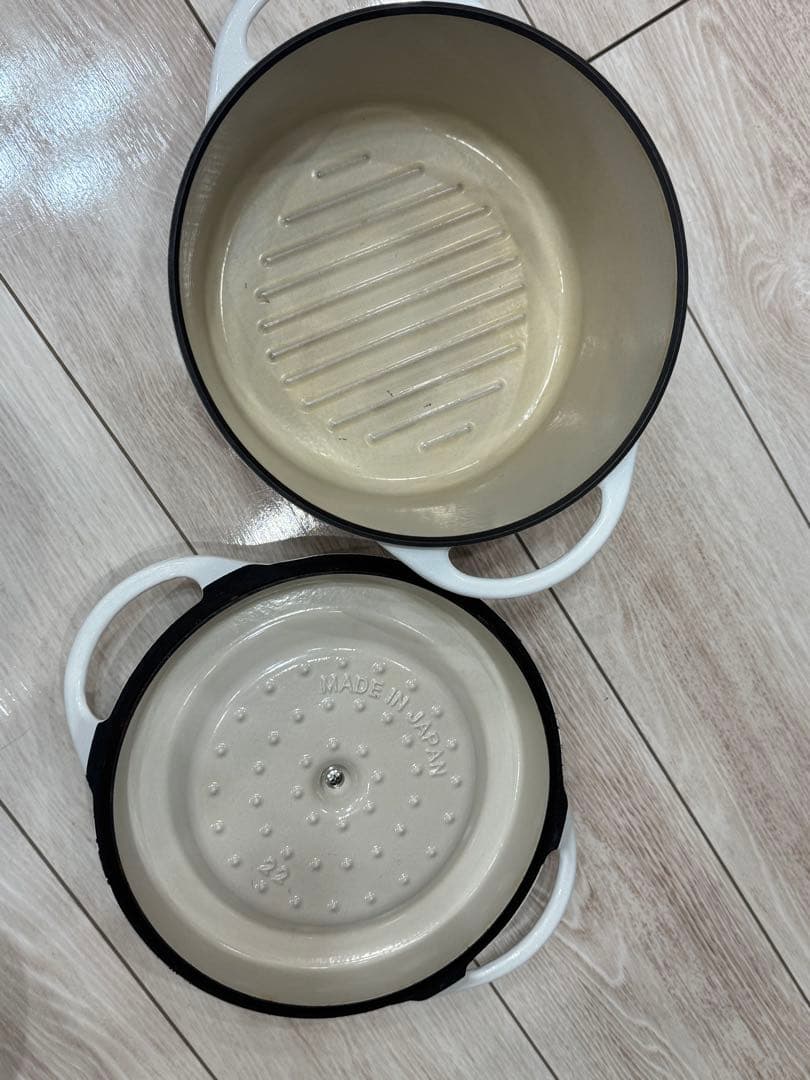 VERMICULAR鍋 23 cm ホワイト