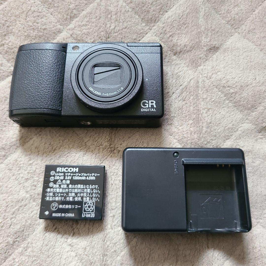 使用極少RICOH GR DIGITAL III コンパクトデジタルカメラ