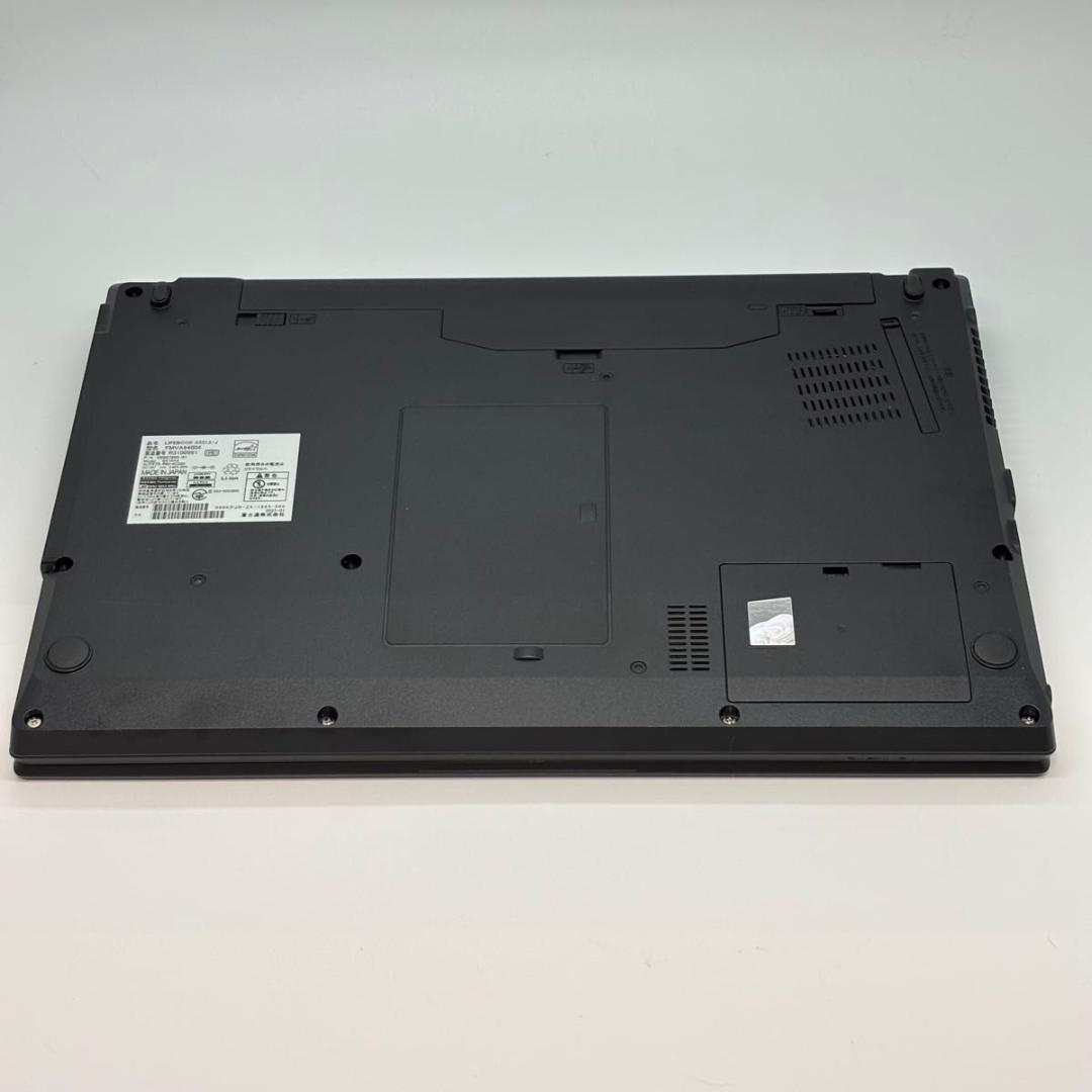 富士通 A5512/J FMVA94004 i5-1245U 3103
