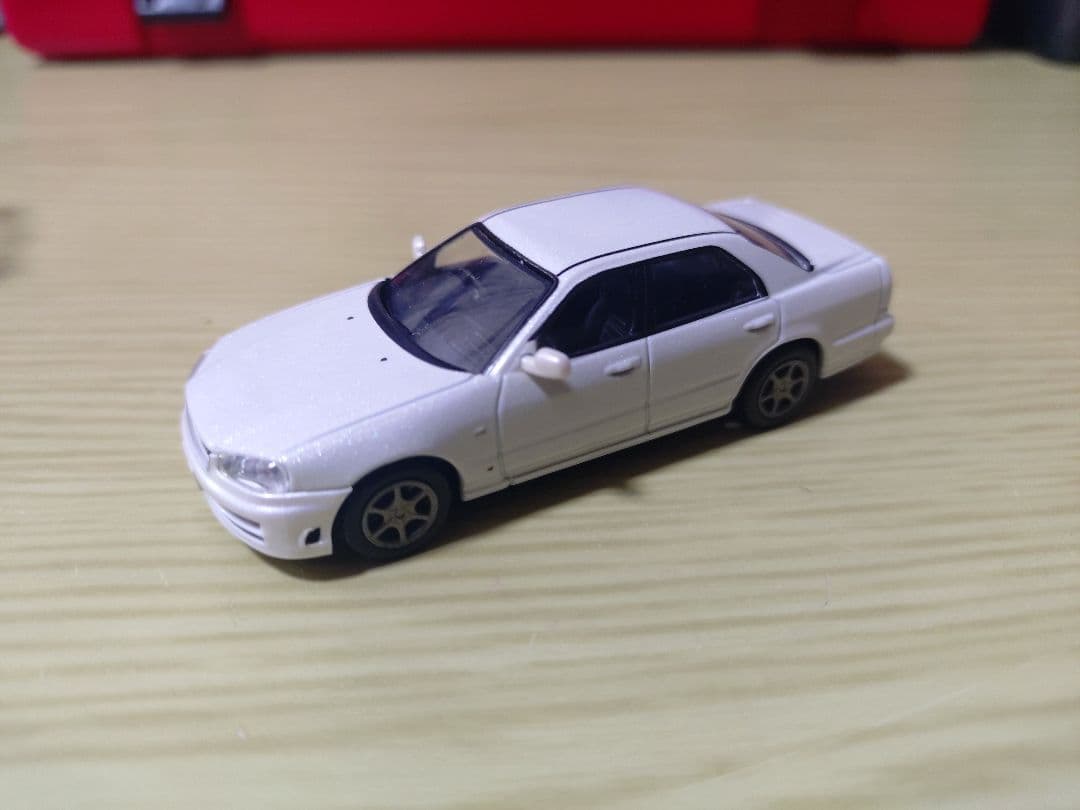 【美品】トミカリミテッドヴィンテージネオ ニッサン スカイライン 25GTターボ