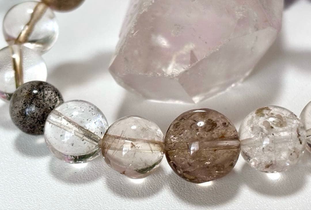 虹‪　ヒマラヤ最奥地の神宿る聖石　奇跡のマニハールアルティメイトクリスタル