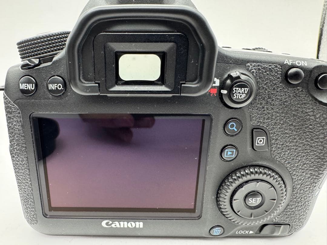 美品 Canon EOS 6D 一眼レフカメラ 単焦点 EF 50mm F1.8