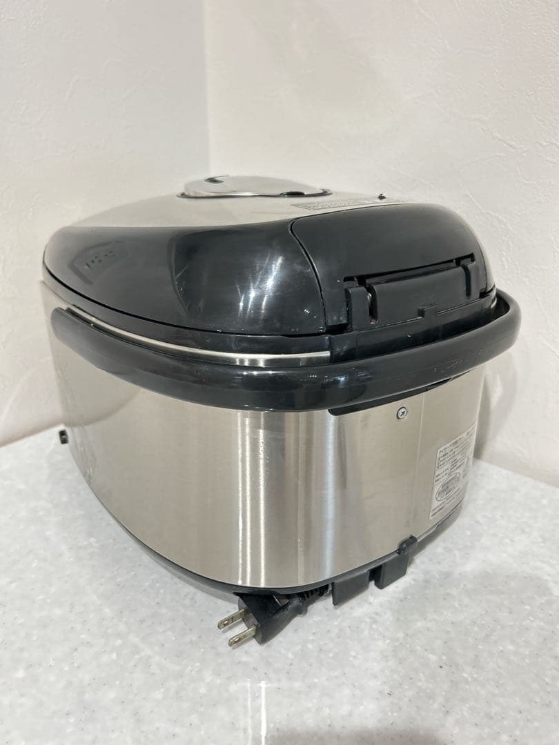 Tiger IH炊飯ジャー JKC-G180 1升炊き 1.8リットル