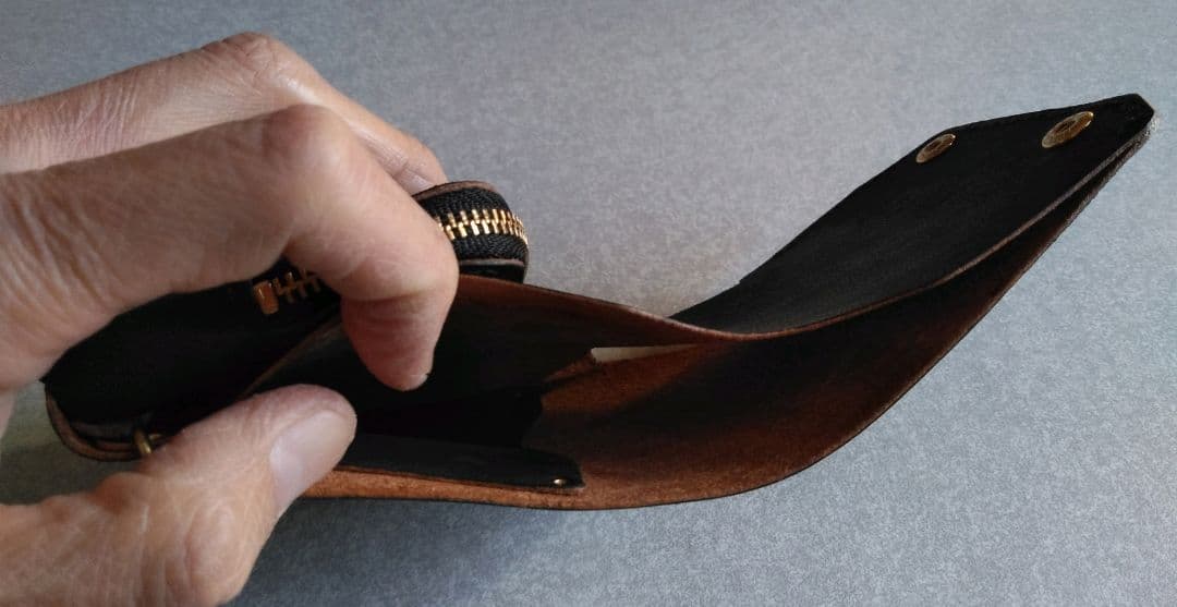 茶芯 丘染め★スマート・トラッカーウォレットＬ改　ブラック★栃木レザーヌメ革