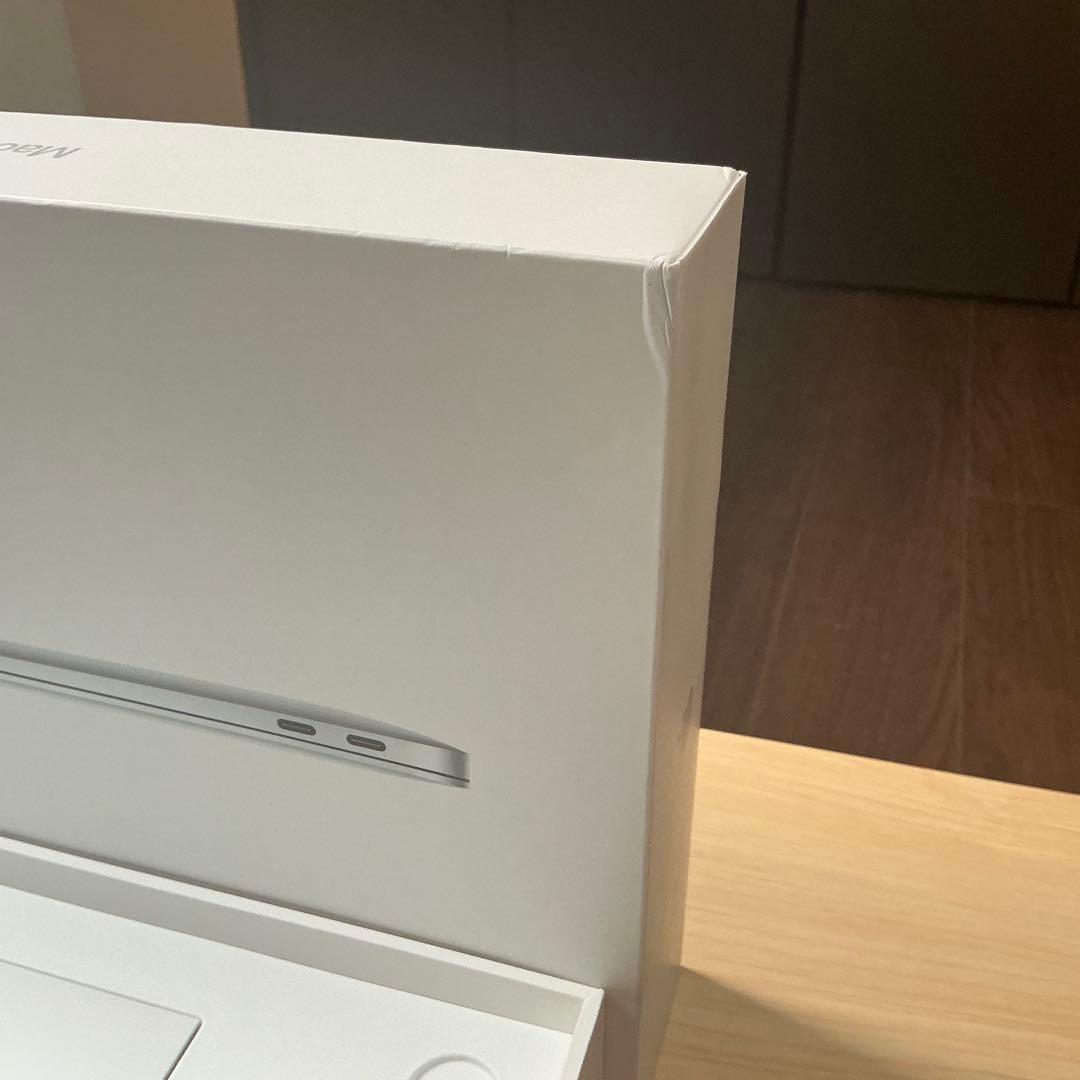 【バッテリー99%】MacBook Air M1シルバー 8GB 256GB