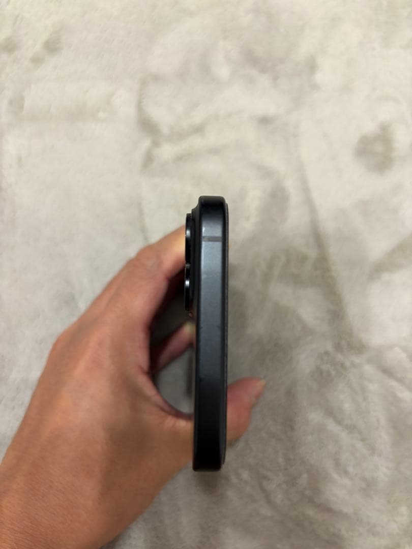 【美品】iPhone15 plus 128GB 未使用のケーブル、フィルム付き