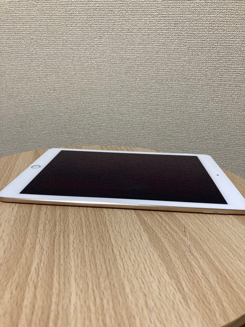 Apple iPad Air 2 wifiモデル64GB本体