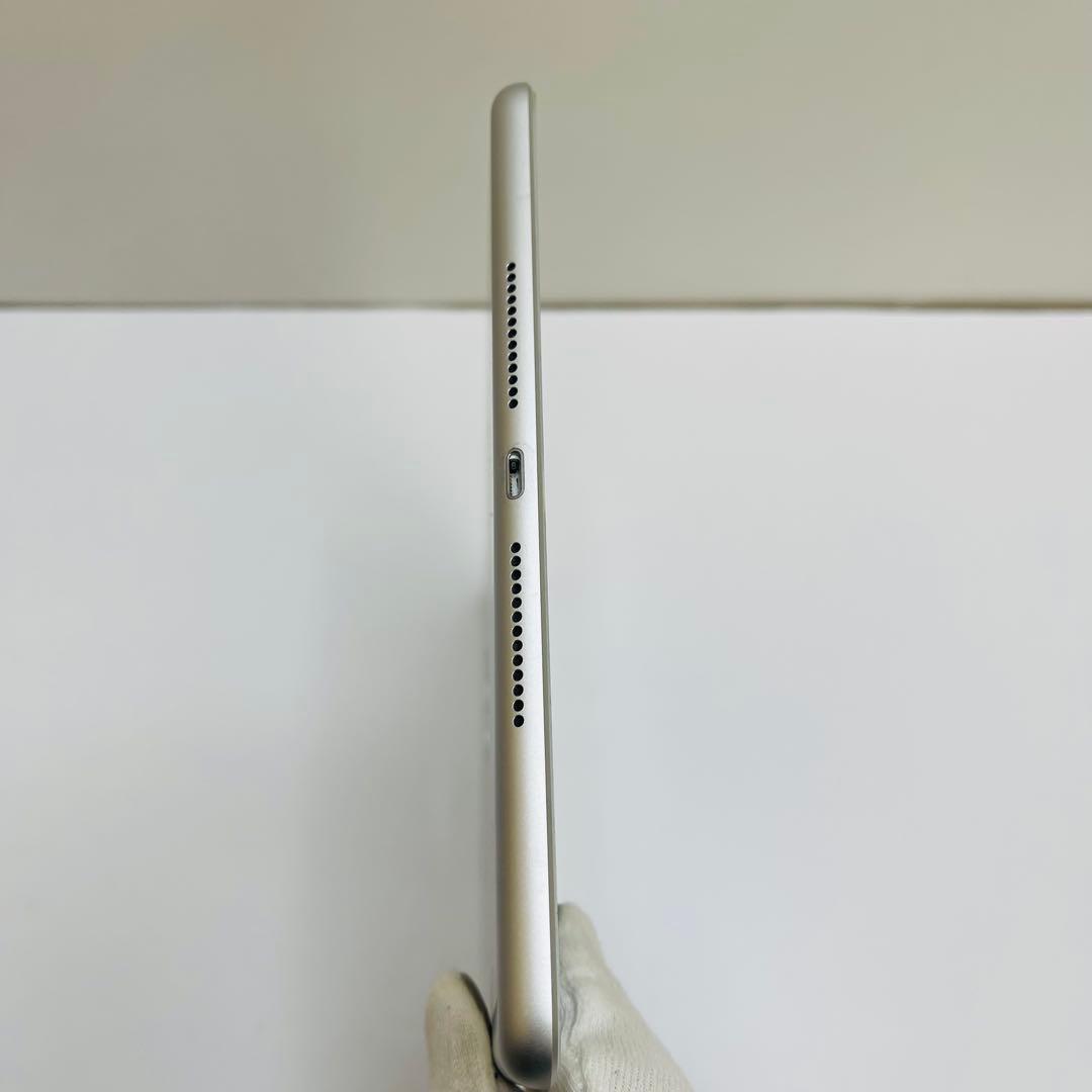 iPad 第7世代 32GB Wi-Fi A2197 バッテリー96%