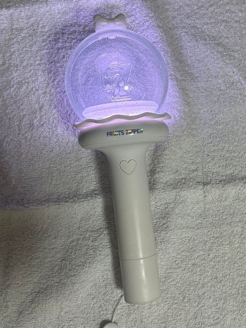 FRUITS ZIPPER OFFICIAL FAN LIGHT （ペンライト）