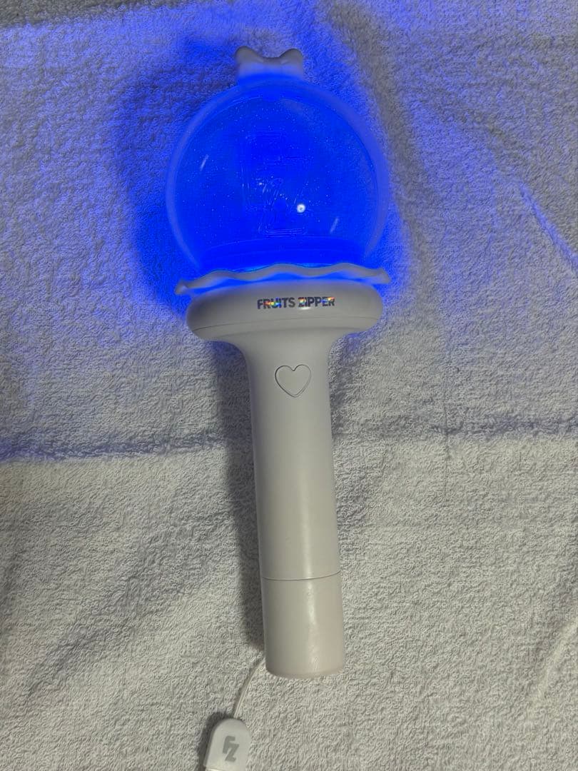 FRUITS ZIPPER OFFICIAL FAN LIGHT （ペンライト）