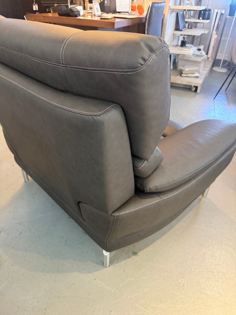 【東京都、埼玉県、群馬県限定/送料込み】東京インテリア　一人掛けソファセット