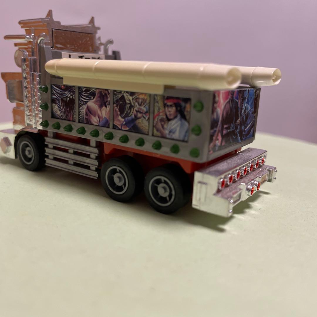 2322.デコトラミニカー