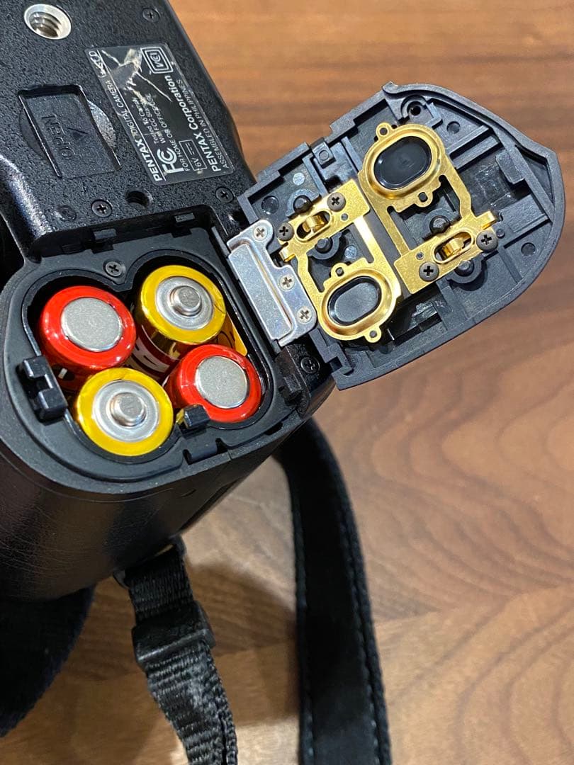 PENTAX ist D 初代　デジタル一眼　18-55オマケレンズ　※注