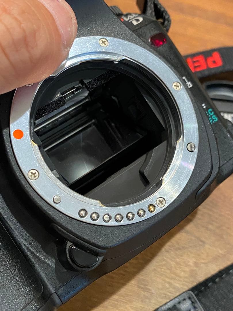 PENTAX ist D 初代　デジタル一眼　18-55オマケレンズ　※注