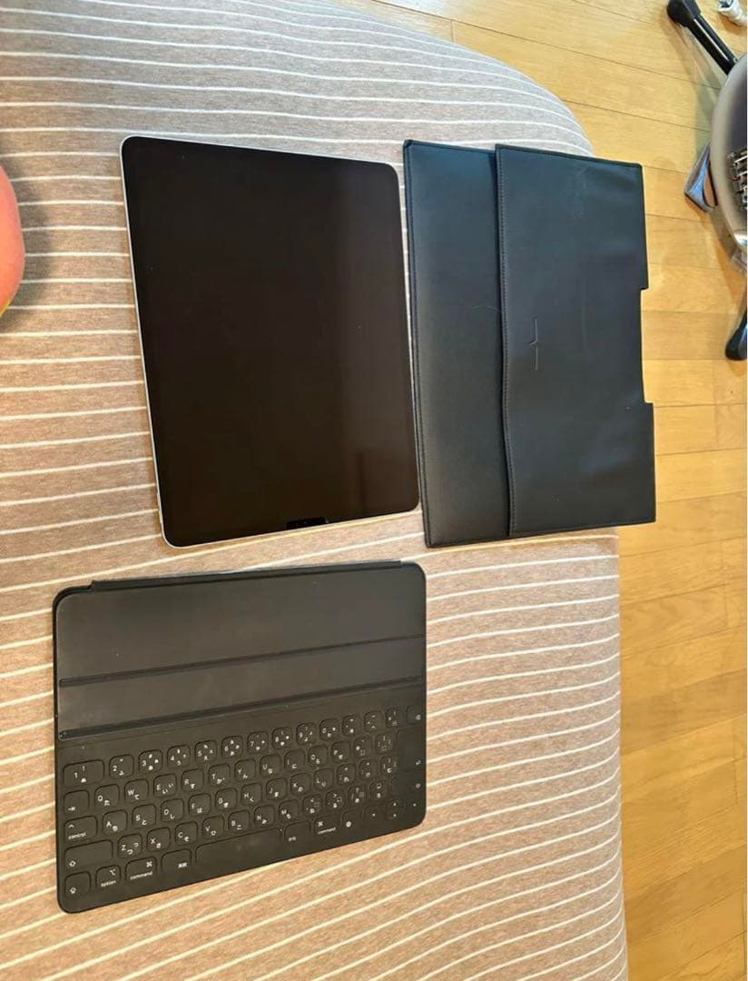 【美品】iPad Pro 12.9（第3世代）256GB　Cellularモデル