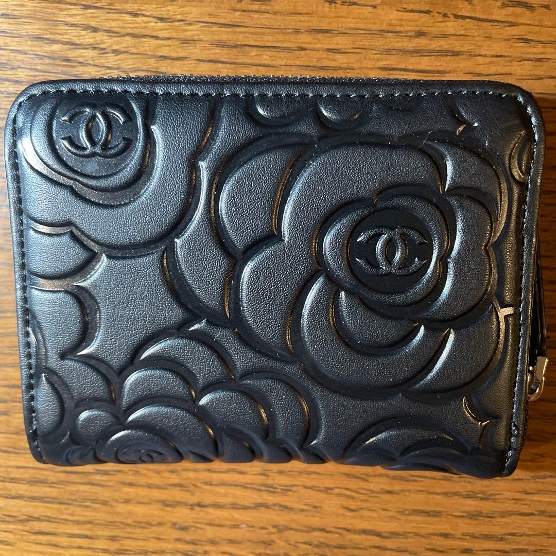 CHANEL ノベルティカメリア カードケース
